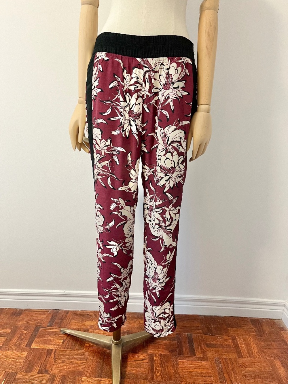 Lightweight flower print pant